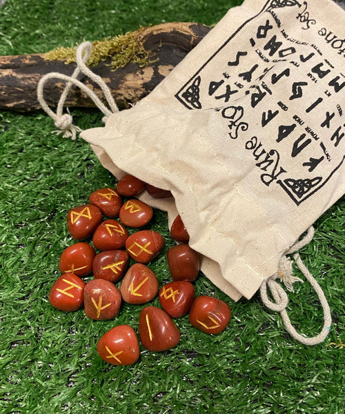 Rune Stone Set In Pouch - Red Aventurine
